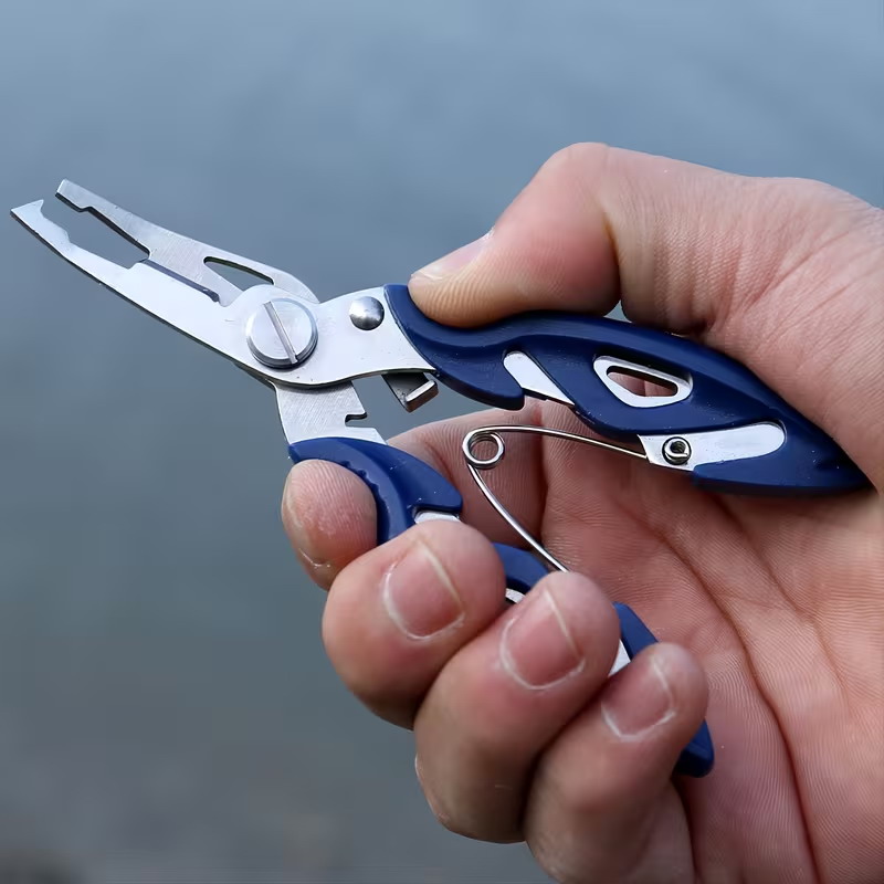 Wielofunkcyjne szczypce wędkar – Fishing Hook Offset recenzja i cena